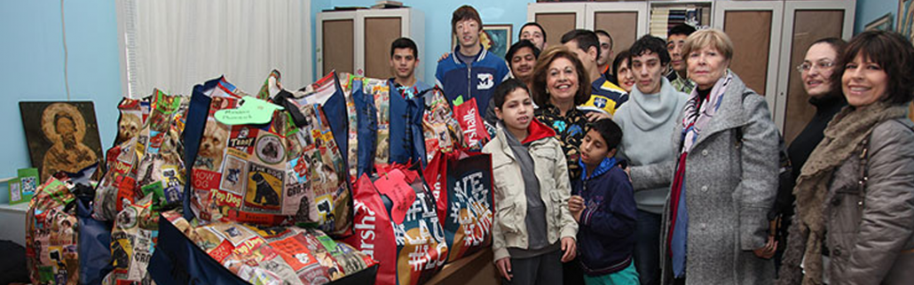 Crown Princess Katherine visits orphanages in Belgrade and delivers Christmas gifts