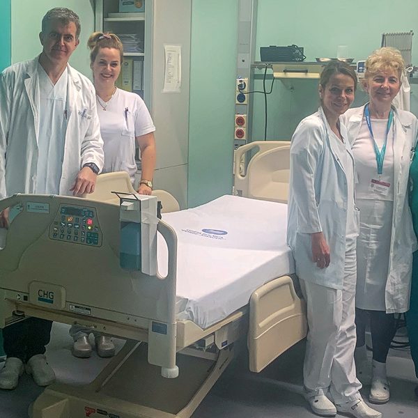 PRINCESS KATHERINE FOUNDATION DONATES ELECTRIC BEDS VALUE OVER 51,000 EUROS FOR ZRENJANIN HOSPITAL