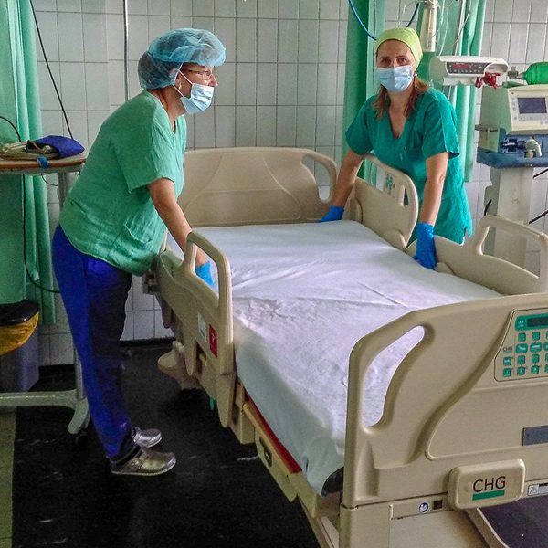 PRINCESS KATHERINE FOUNDATION DONATES ELECTRIC BEDS AND MATTRESSES VALUE OVER 28,500 EUROS FOR VALJEVO HOSPITAL