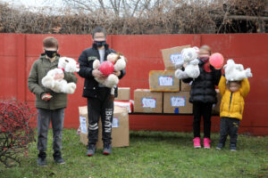 HRH CROWN PRINCESS KATHERINE’S FOUNDATION CONTINUES DISTRIBUTION OF CHRISTMAS PRESENTS FOR CHILDREN