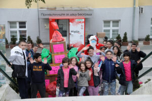 HRH CROWN PRINCESS KATHERINE’S FOUNDATION CONTINUES DISTRIBUTION OF CHRISTMAS PRESENTS FOR CHILDREN