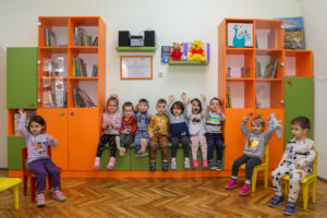 New children's library with books for Plavi Cuperak Kindergarten in Belgrade