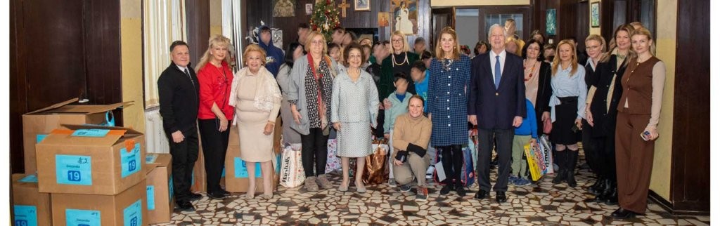 CROWN PRINCESS KATHERINE AND LIFELINE CHICAGO BRING CHRISTMAS JOY TO THOUSANDS OF CHILDREN WITHOUT PARENTAL CARE