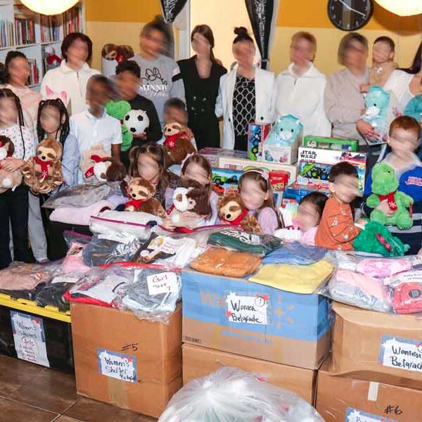 LIFELINE CHICAGO’S SECOND TRANSATLANTIC CONTAINER SHIPMENT ARRIVES AT THE WHITE PALACE