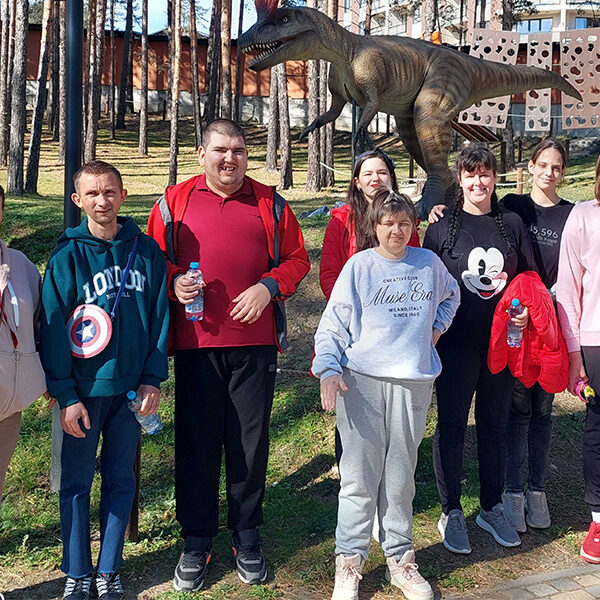 LIFELINE CHICAGO SUPPORTS RETREAT FOR USERS OF THE DAY CARE CENTER IN KOVAČICA